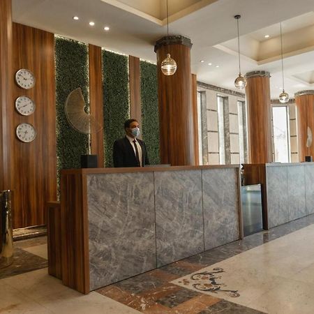 Ultra Loaloa Nile Maadi Hotel Caïro Buitenkant foto