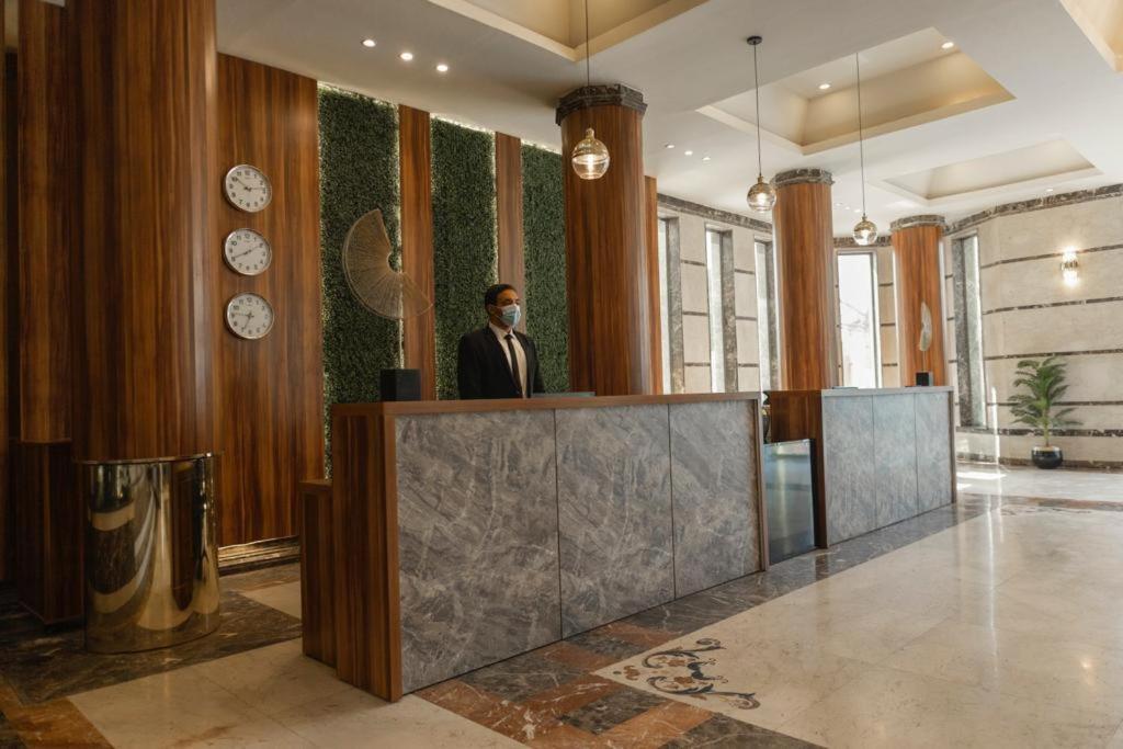 Ultra Loaloa Nile Maadi Hotel Caïro Buitenkant foto