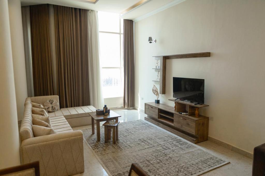 Ultra Loaloa Nile Maadi Hotel Caïro Buitenkant foto