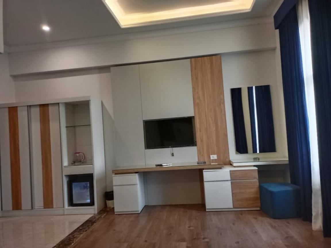 Ultra Loaloa Nile Maadi Hotel Caïro Buitenkant foto