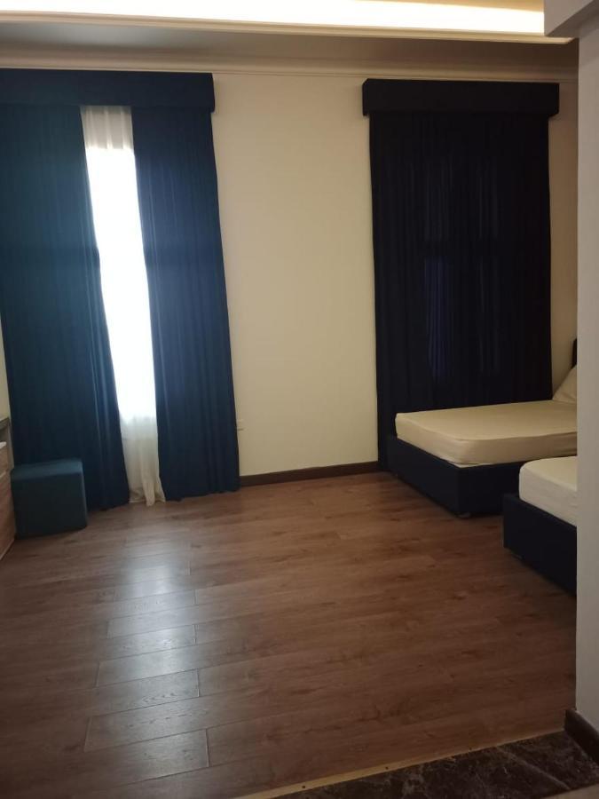 Ultra Loaloa Nile Maadi Hotel Caïro Buitenkant foto