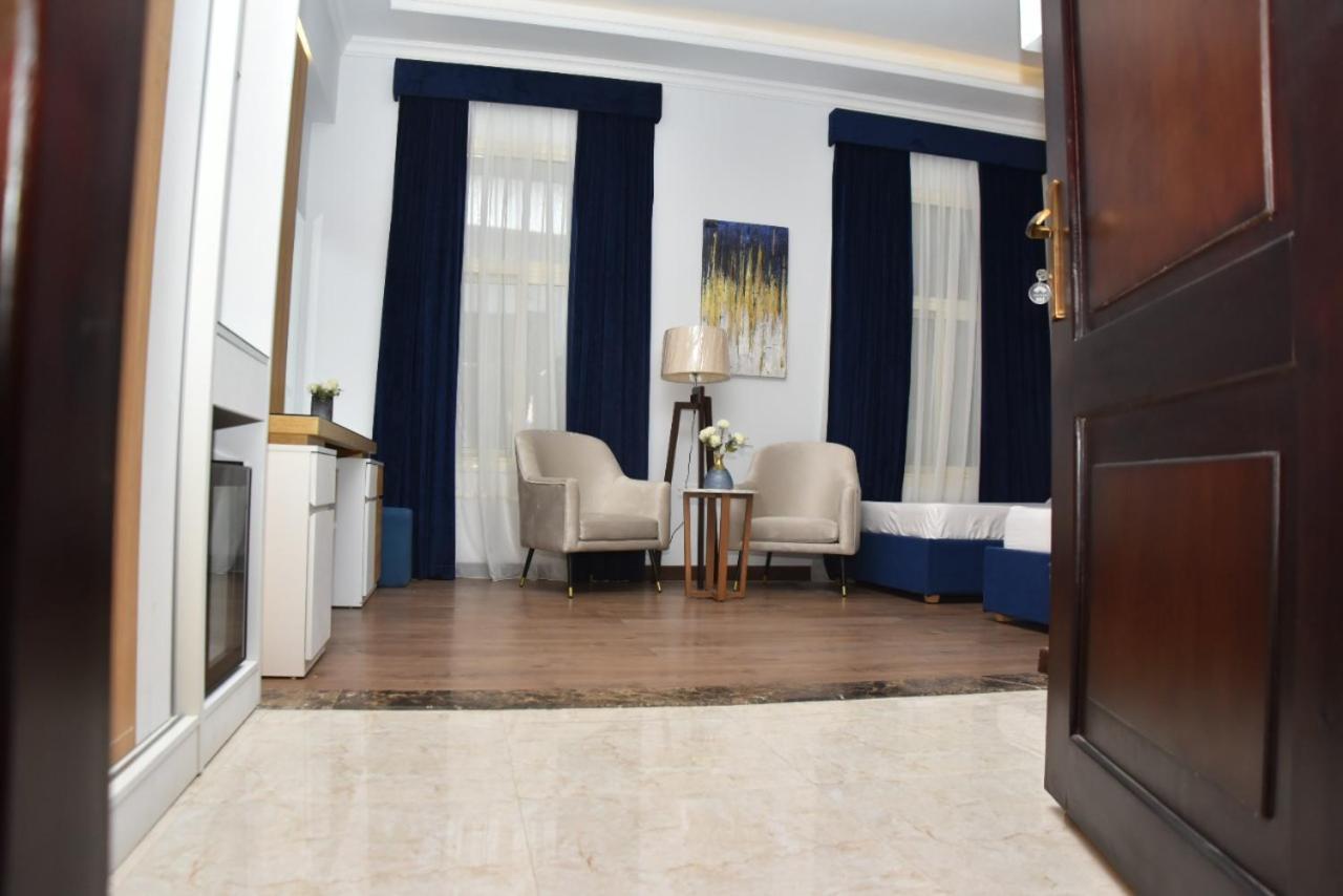 Ultra Loaloa Nile Maadi Hotel Caïro Buitenkant foto
