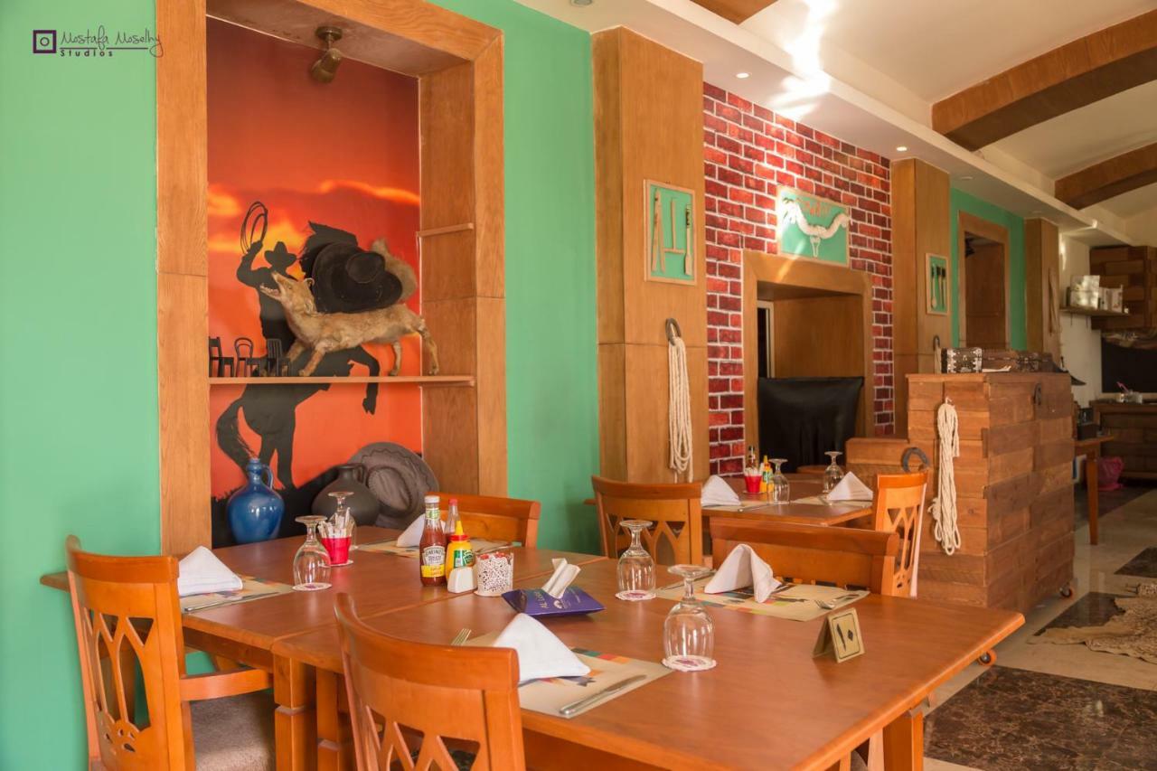 Ultra Loaloa Nile Maadi Hotel Caïro Buitenkant foto