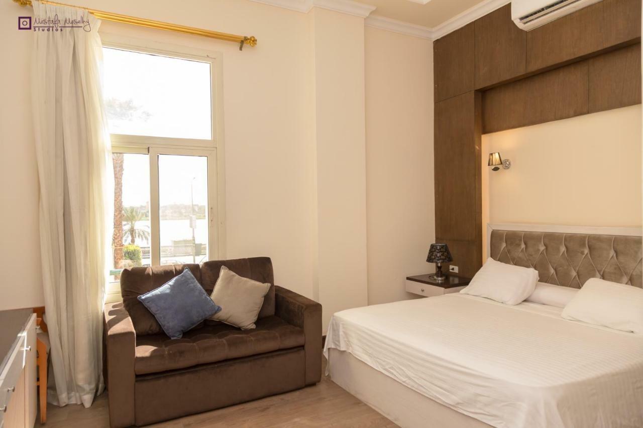 Ultra Loaloa Nile Maadi Hotel Caïro Buitenkant foto